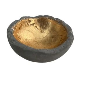 Creative Co-Op DA5827-1 Grey Cement Bowl with Gold Leaf Interior